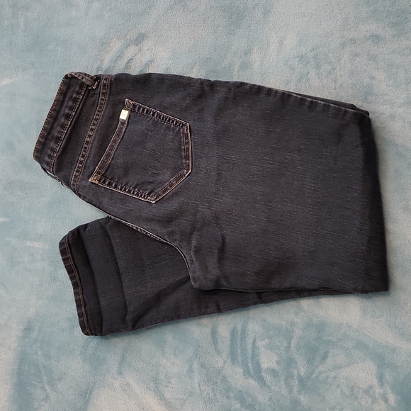 J Lo Denim - Womens J Lo Straight Jeans/Capri's Size 4